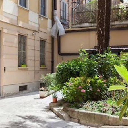 Exquisite Stay Via Crema Milan Exterior photo